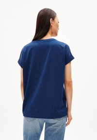 ARMEDANGELS IDAARA - T-shirt basic - faded indigo