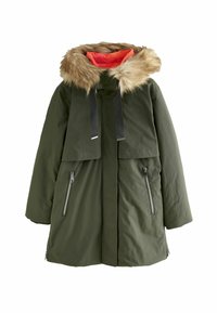 Parka verte avec une capuche doublée en fausse fourrure, intérieur rouge, poches avant zippées et coupe décontractée. Équipée de cordons de serrage noirs et d'une fermeture à bouton.