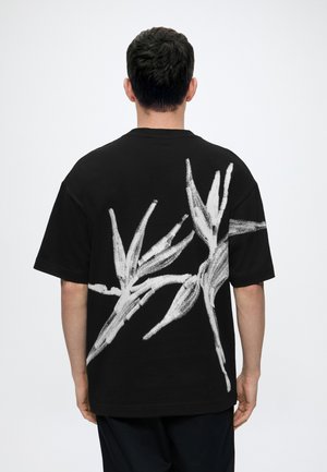 HUGO DARISO - T-shirt imprimé - black