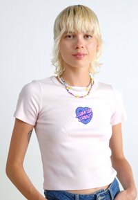 Santa Cruz HEART WREATH MINI FRONT - T-shirts med print - rose quartz