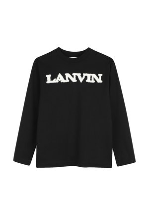 Czarna koszulka z długim rękawem i okrągłym dekoltem, z białymi, teksturowanymi literami "LANVIN" na piersi na jednolitym białym tle.