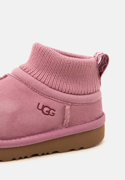 UGG Botas Classic Ultra Mini Stretch Cuff - Dusty Orchid — foto 6