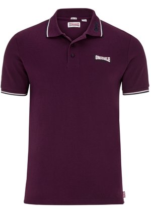 Tumši violets īsroku polo krekls ar baltām svītrām apkaklē un piedurknēs, divu pogu aizdari un "Lonsdale London" logotipu uz krūtīm un apkakles.
