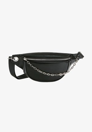 Riñonera de cuero negro con un bolsillo delantero con cremallera y detalle decorativo de cadena plateada en la parte frontal.