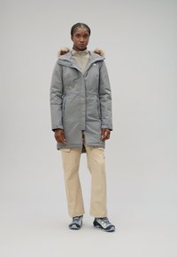 The North Face ZANECK PARKA - Párka - smoked pearl
