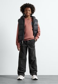 Levi's® MONOGRAM CREWNECK - Mikina - mahogany