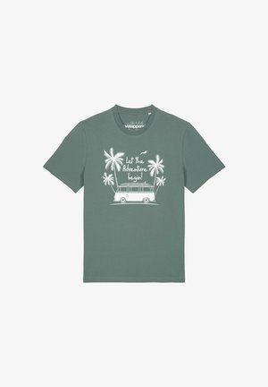 watapparel, LET THE ADVENTURE BEGIN UNISEX - T-shirt print - green bay