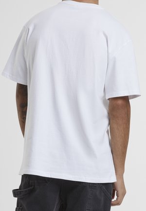 Basic T-shirt - white