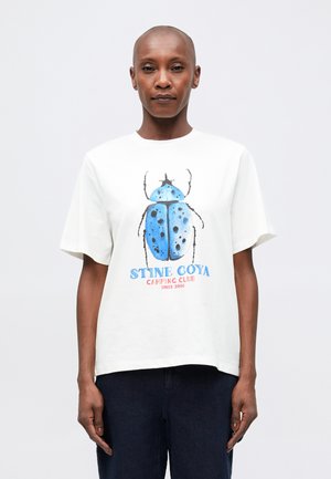 - T-shirt z nadrukiem