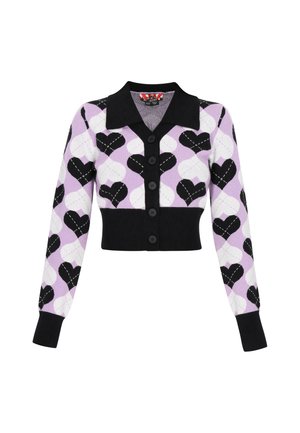 Cardigan scurt din tricot de culoare violet deschis, cu modele de inimi negre și albe, guler negru, închidere cu nasturi și mâneci lungi.