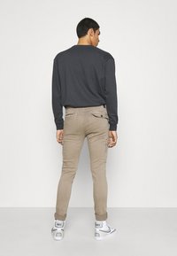 Replay Jaan Hypercargo Cargohose Sand Beige Zalando De