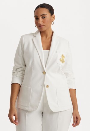 Blazer bianco con due tasche frontali, bottoni dorati e dettaglio ricamato sulla tasca. Realizzato in tessuto strutturato con una vestibilità su misura.