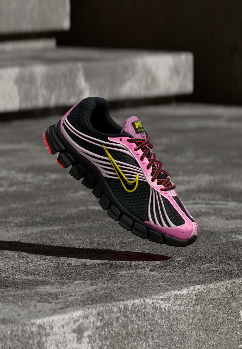 ZOOM SKYLON 11 black/light magenta/pink foam/bright crimson/lightening/black