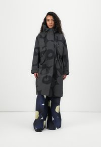 Marimekko KAARTAA UNIKKO - Parka - black/dark grey
