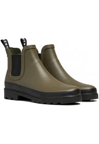 Bottes Chelsea en caoutchouc vert olive avec panneaux latéraux élastiques noirs, languettes de traction et semelles noires texturées dotées d'un motif de crampons robustes.