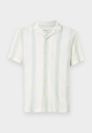 Chemise à manches courtes, col, de couleur blanche avec des rayures verticales en vert clair et bleu. Tissu texturé avec des boutons sur le devant et un ourlet standard.