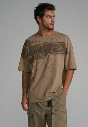 Diverse, - T-shirt z nadrukiem