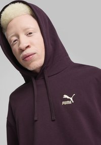 Puma BETTER CLASSICS - Jersey con capucha - midnight plum