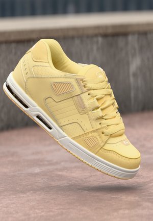 SABRE - Scarpe skate - butter/cream