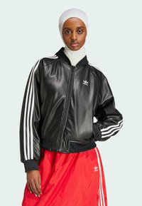 adidas Originals SUPERSTAR PLEATHER LOOSE PADDED Faux