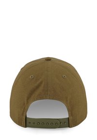 Braune Stoffmütze mit gebogenem Schirm, verstellbarem Hinterriemen und verstärkten Nähten. Keine auffälligen Logos oder Muster sichtbar.