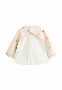 Bavaglino a maniche lunghe in morbido tessuto beige, con stampe di animali colorate. Chiusura regolabile al collo e retro idrorepellente per una facile pulizia.