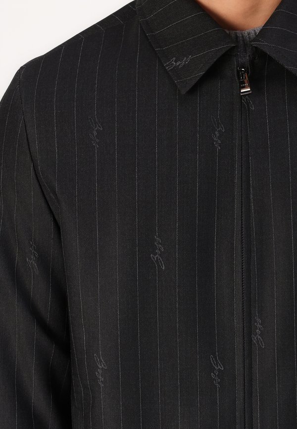 CARPER COACH - Light jacket2