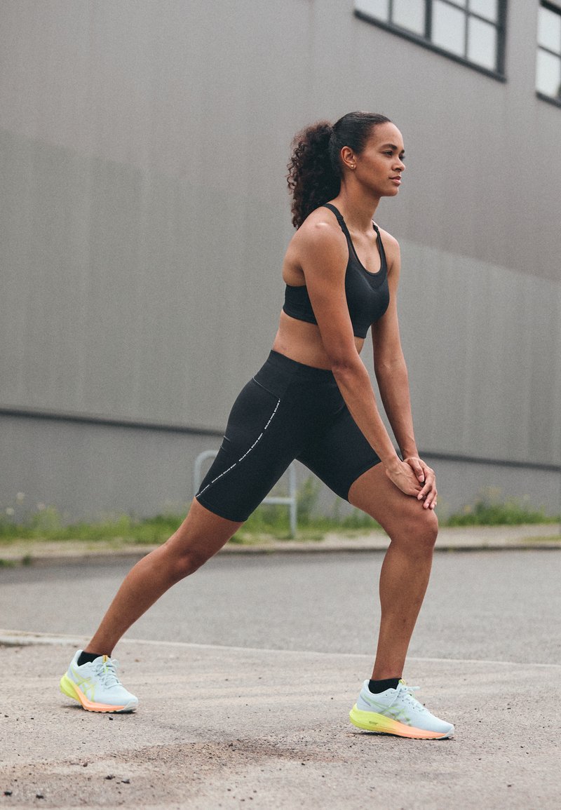 ASICS GT-1000 13 PARIS - Road running shoes - cool grey/safety  