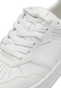 Tamaris Baskets basses - white uni