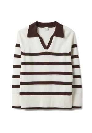 Jersey blanco con rayas horizontales marrón oscuro, con cuello en V y un cuello marrón a contraste. Puños y dobladillo acanalados.