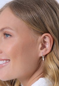 Elli FLASH HOOPS - Náušnice - silberfarben