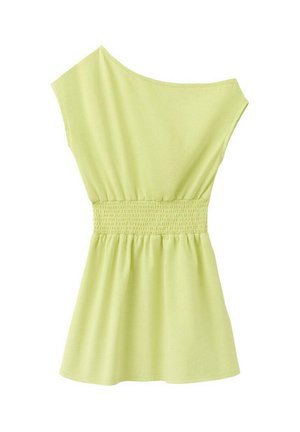 Haut vert clair sans manches avec une épaule, taille élastiquée froncée et ourlet évasé sur fond blanc.
