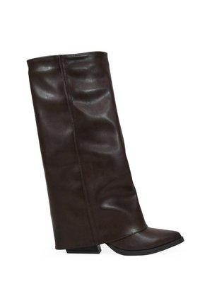 Botas - marron