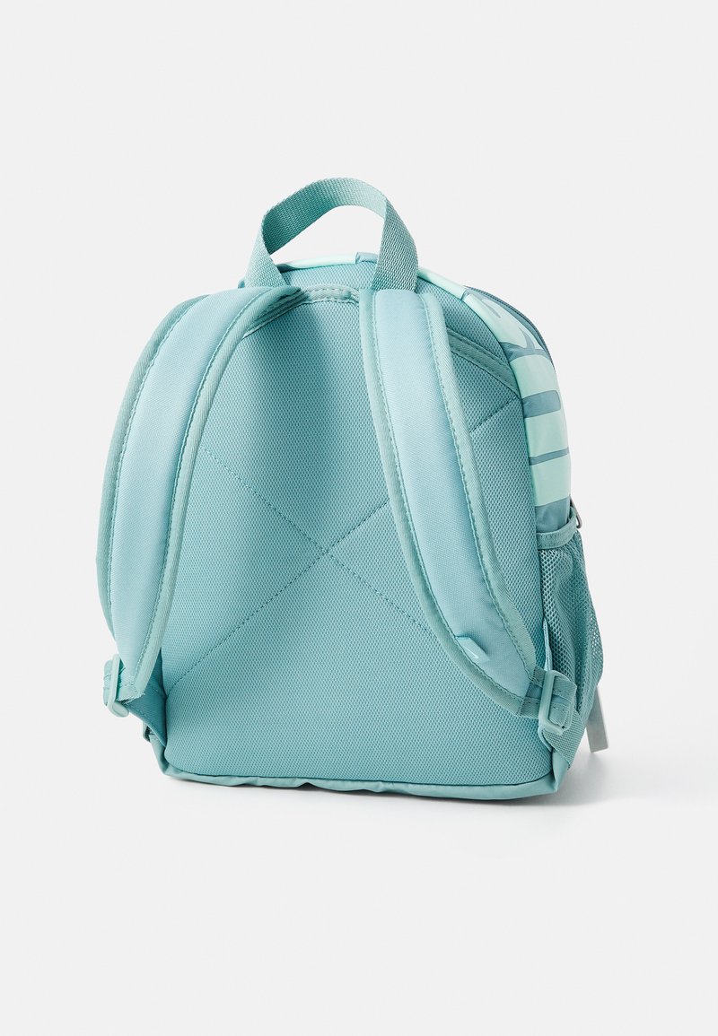 arc'teryx hiking backpack Mantis 16L Color:Red ad cover Need a different size Adidas Mini Backpack - Bellroy-Note-Sleeve-Premium-Black