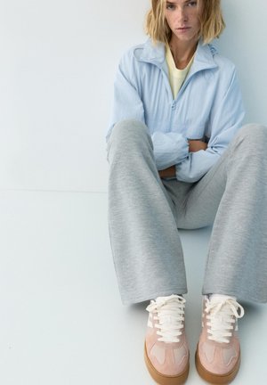 PULL&BEAR CHUNKY RETRO  - Sneaker low - pink