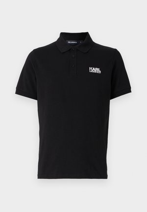 Polo negro hecho de algodón con una tapeta de tres botones. Presenta un logo blanco de "KARL LAGERFELD" en el lado izquierdo del pecho. Manga corta.