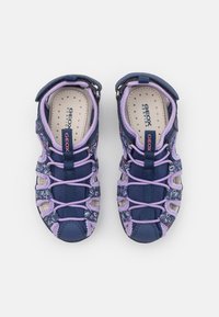Geox WHINBERRY  - Pārgājienu sandales - navy/dark lilac