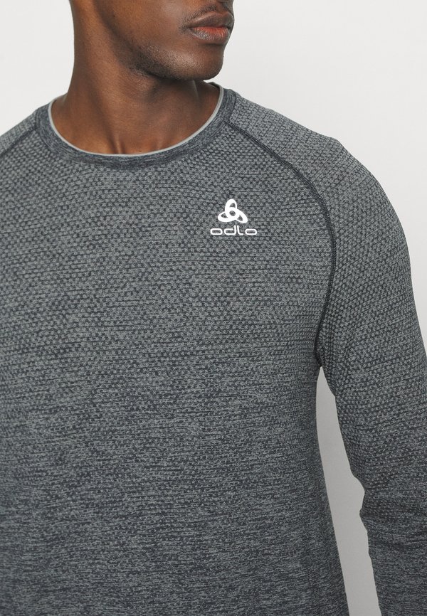 CREW NECK ESSENTIAL SEAMLESS - Long sleeved top4