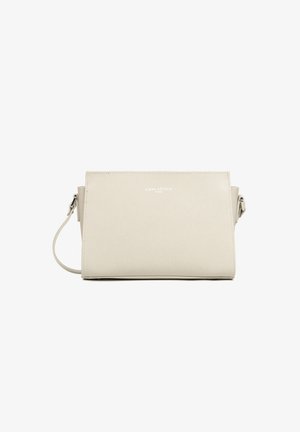 Borsa a tracolla beige realizzata in materiale testurizzato con design piatto, caratterizzata da un logo argento sulla parte anteriore e una tracolla regolabile.