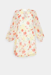 Selecionado, white alyssum