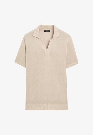 Beige kortærmet polo sweater med V-hals, ribbet krave og kant. Fremstillet af blødt strikket stof med en subtil tekstur.