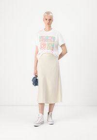 GAP ART TEE - T-shirts med print - new off white