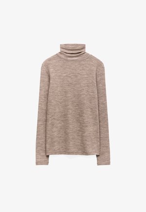 Bruine, lange mouwen turtleneck top van een zachte, gestructureerde brei-stof. Heeft een hoge kraag en een relaxte pasvorm met verlaagde schouders.