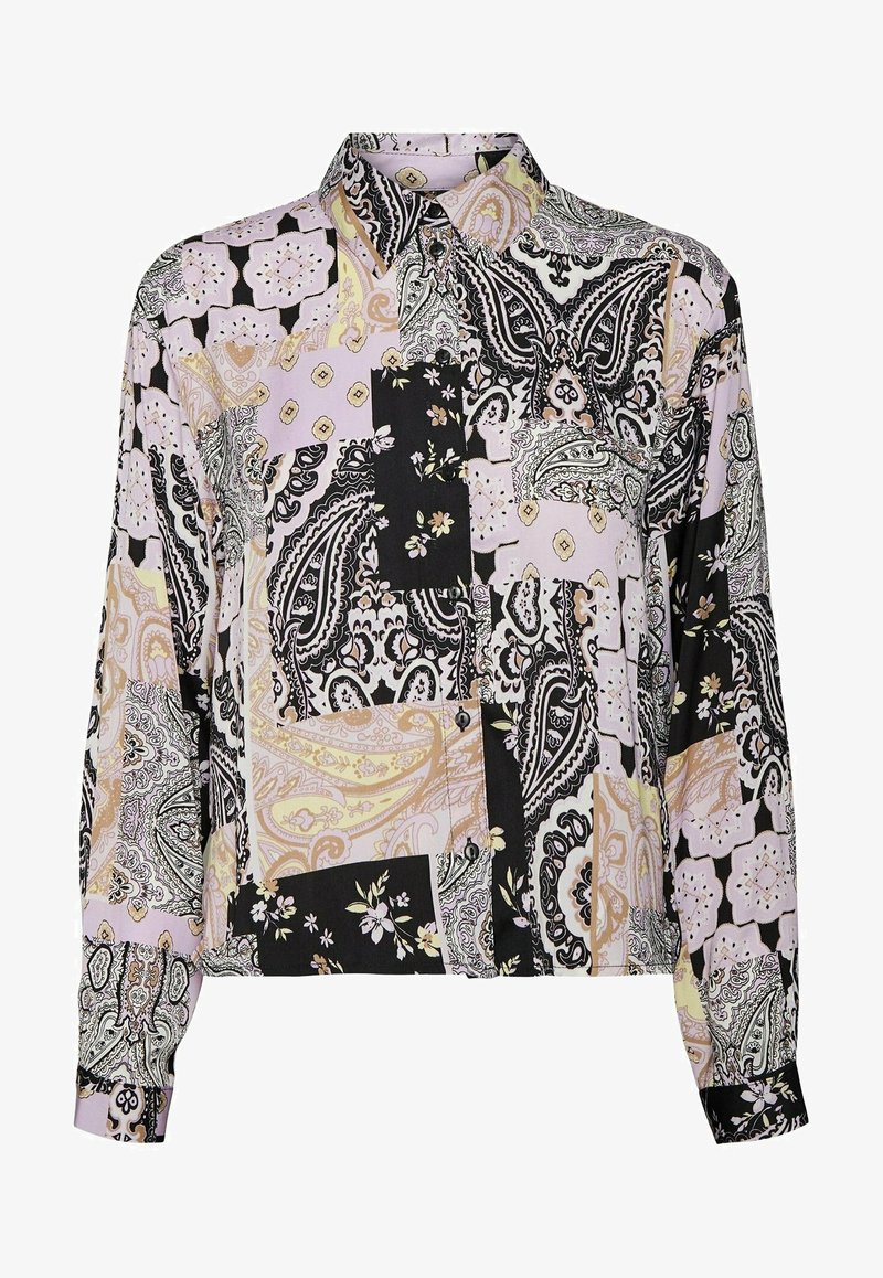 Chemise à manches longues avec col, présentant un design patchwork de motifs paisley et floraux dans des nuances de noir, violet et crème.