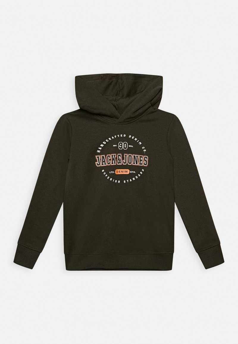 Tumma vihreä huppari, joka on valmistettu pehmeästä kankaasta. Siinä on edessä oranssi ja valkoinen logo, kengurupussi ja ribbauskudokset hihansuissa.