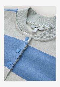 Ikke valgt, grey and blue