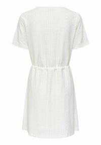 Robe blanche à manches courtes avec taille élastique et motif texturé subtil, vue de dos sur un fond uni.