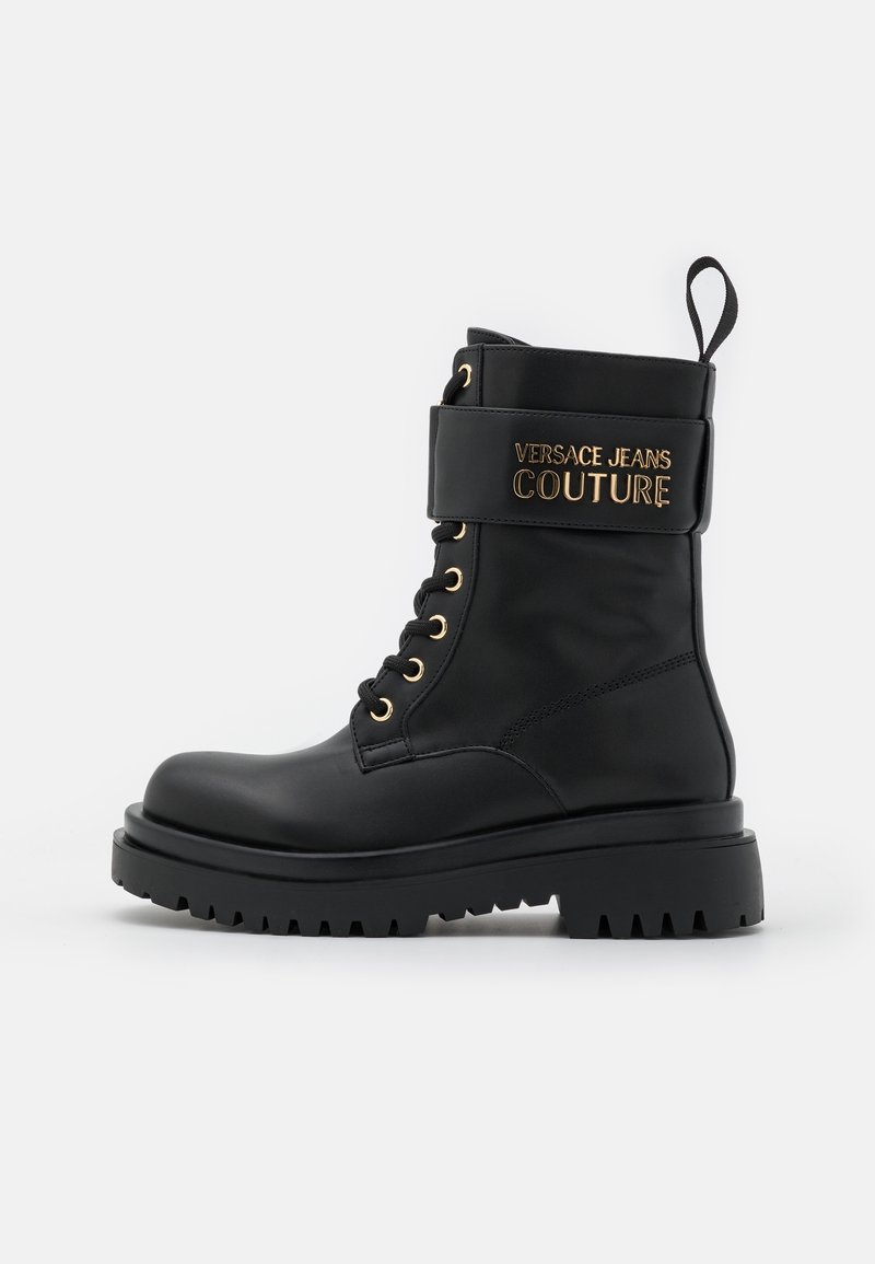 stivaletti versace