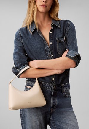 Calvin Klein, FOIL LOGO SMALL - Handtas - beige