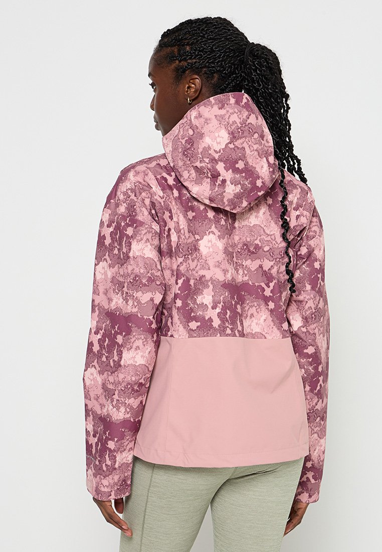 Lila Tarnmuster-Jacke mit Kapuze, aus glattem Material und einem kontrastierenden, einfarbigen unteren Abschnitt in Pink.